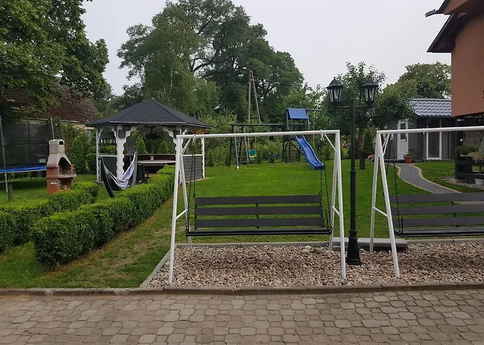 Pokoje Inosasino Z Basenem I Sauna